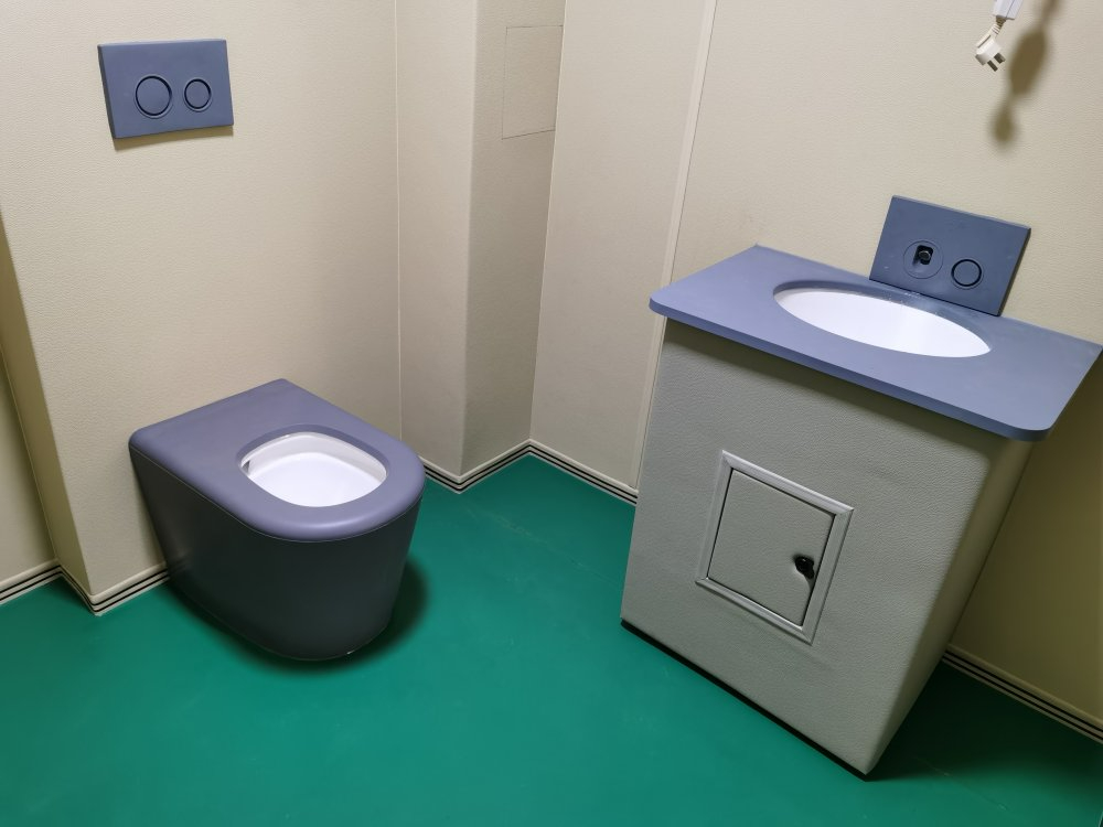 談話室衛(wèi)生間采用防撞硅膠軟包馬桶洗手臺